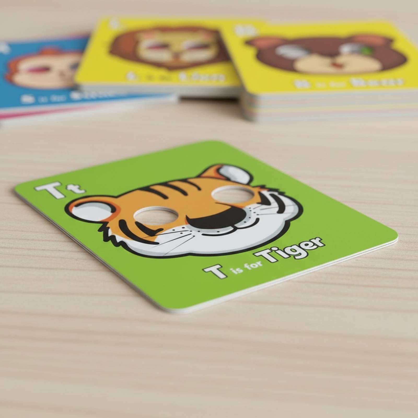 クリーチャーマスク フラッシュカード インタラクティブクリー - Flash Card Alphabet のレビューと価格